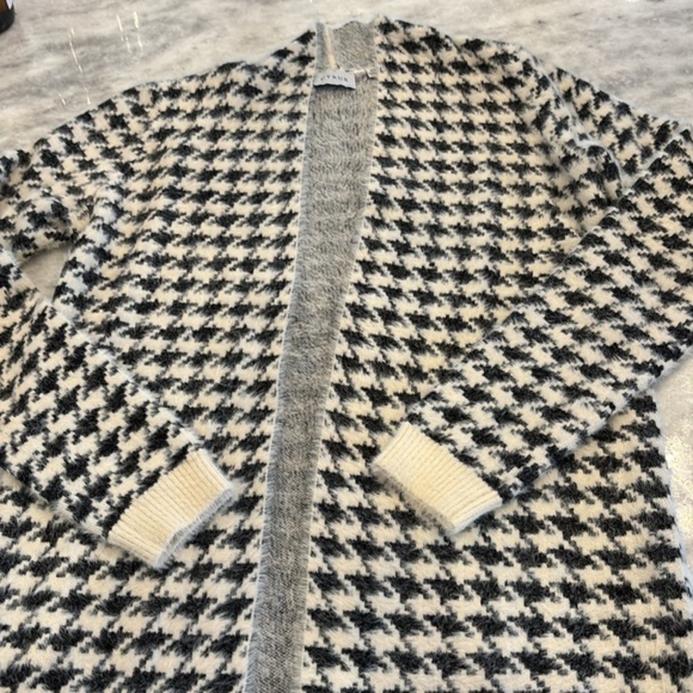 Cyrus Houndstooth Cardigan